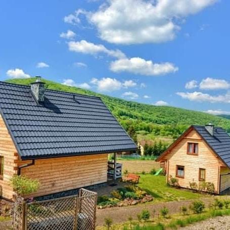 Domki Caloroczne Domkowstwo Bobrka Exterior foto