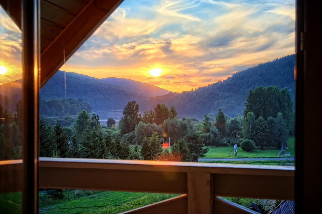 Domki Caloroczne Domkowstwo Bobrka Exterior foto